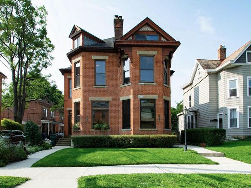 1st image of 199 W 1st Ave