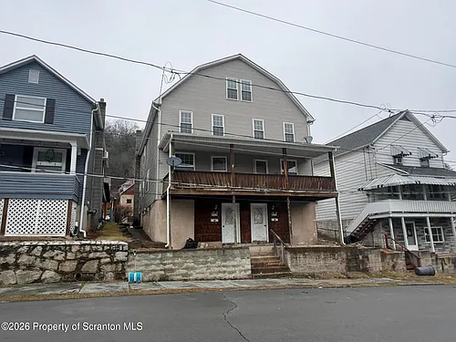 34 Arch St Photo 1