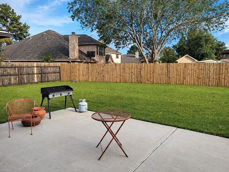 18107 Glen Cypress Ct — Photo 9