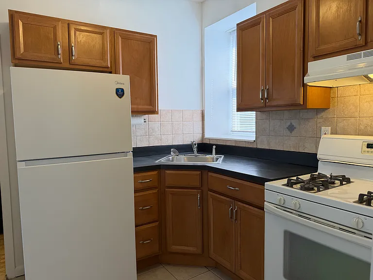314 Paterson Plank Rd #3B — Photo 27