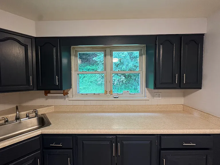 320 Dorothy Dr — Photo 5