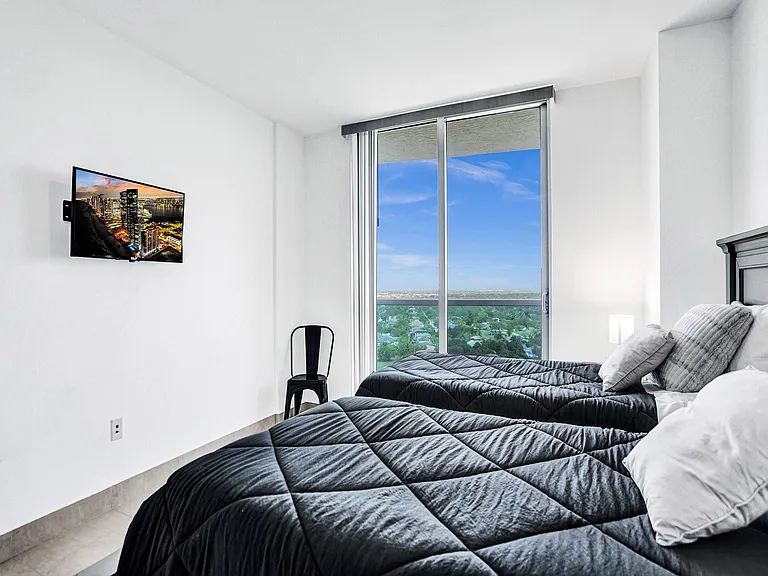 2641 N Flamingo Rd #2105N — Photo 37