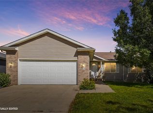 814 Moose Dr NW, Cedar Rapids, IA 52405