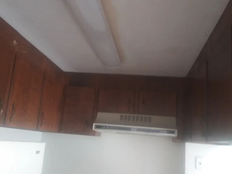 19 Sunset Ave — Photo 2