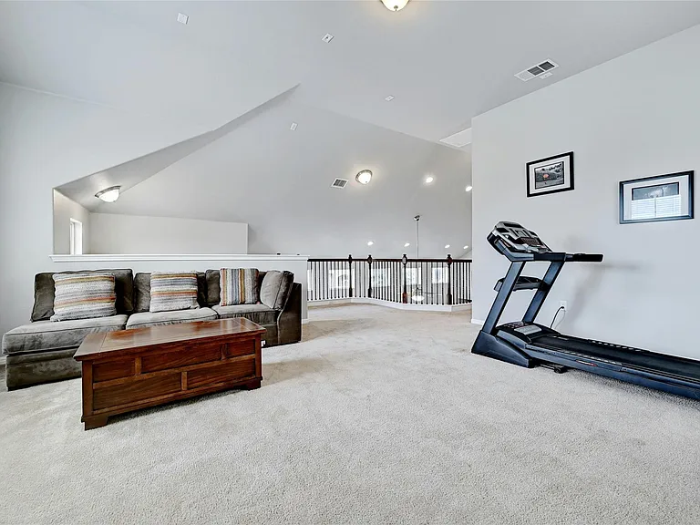 912 Sleepy Dell Ln — Photo 19