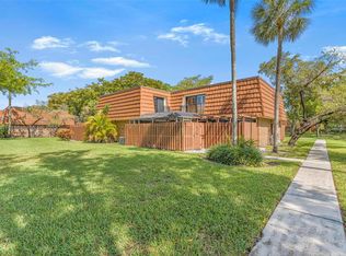 11852 SW 9th Ct, Davie, FL 33325