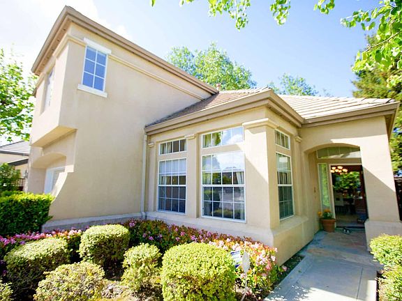 2nd image of 529 Cherrywood Dr