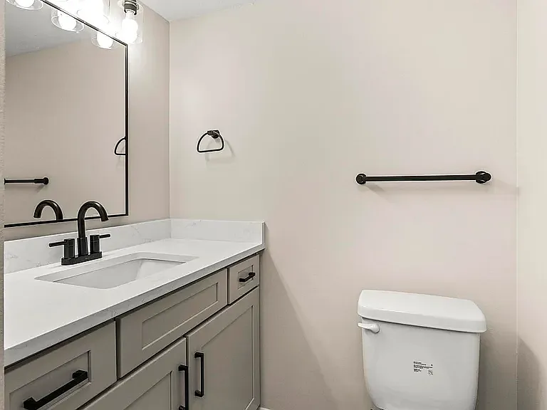 5702 Brentwood Meadows Cir — Photo 17