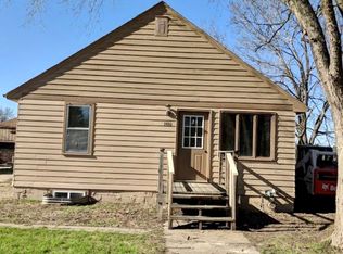 1410 Ash St, Yankton, SD 57078