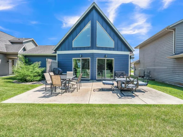 290 240th Ave #103, Arnolds Park, IA 51331