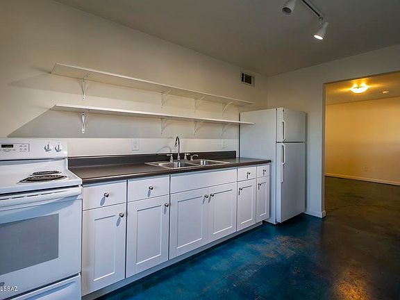 4th image of 927-929 S 7th Ave
