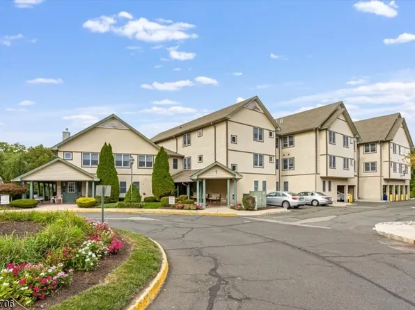 93 Park Edge, Berkeley Heights Twp., NJ 07922