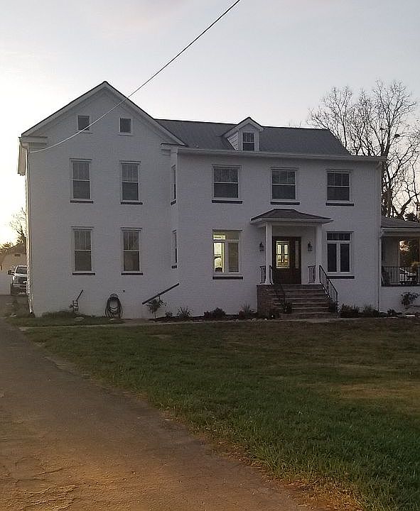 1st image of 17320 Lexington Ave