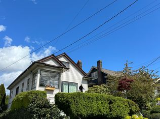 146 NE 52nd St, Seattle, WA 98105