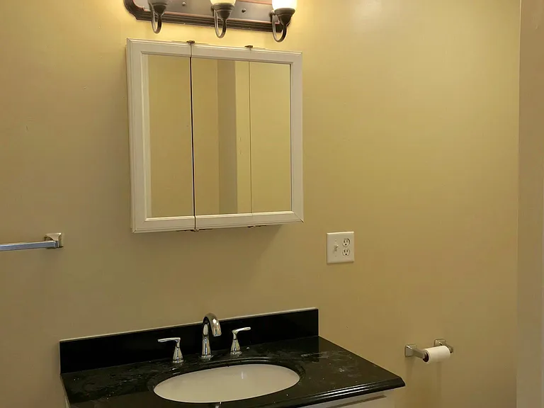 110 Gesler St #3 — Photo 12