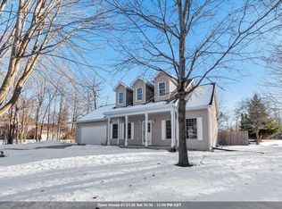 104 Riverwood Ct, Mishicot, WI 54228