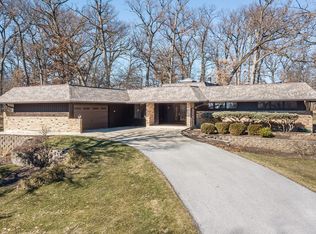43W666 Marian Cir, Sugar Grove, IL 60554