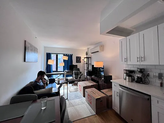 Rented by Rumah Realty Inc | media 12