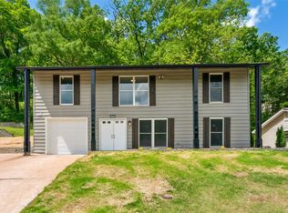 2009 Waybridge Ln, Fenton, MO 63026