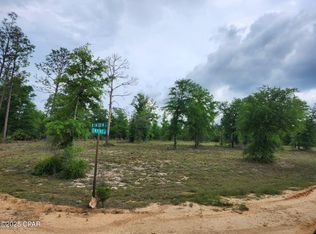 Empire Ave, Alford, FL 32420