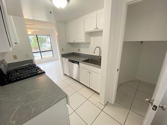 3rd image of 621 N Louise St APT 16