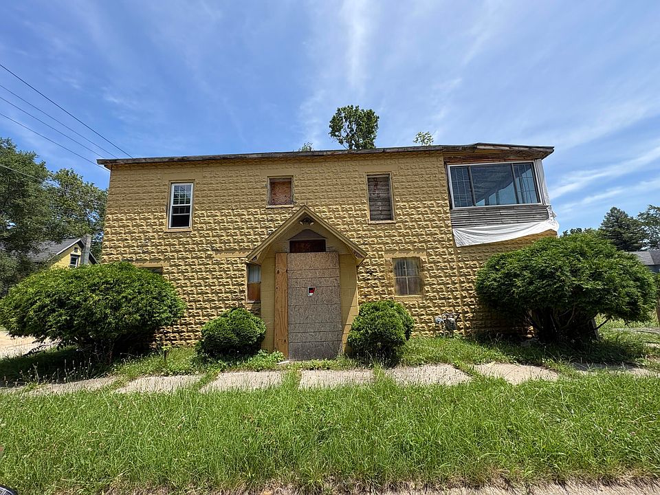 1st image of 817 Thresher Ave