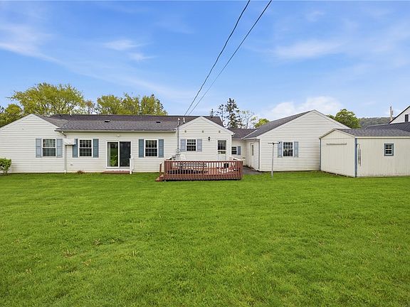 5th image of 115 Circle Dr