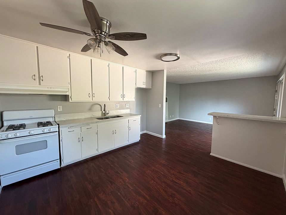 1st image of 120 E Wilken Way #6