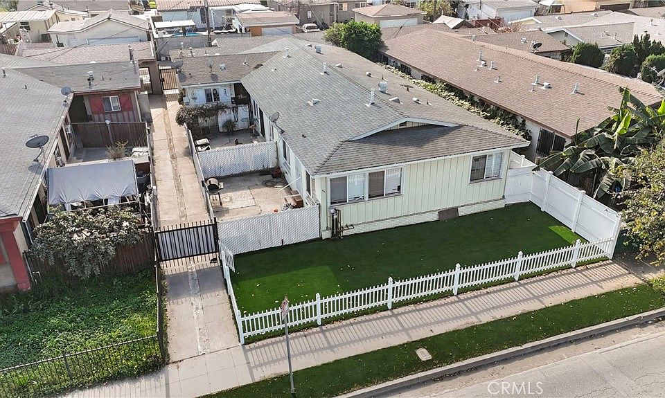 1st image of 640 W Redondo Beach Blvd