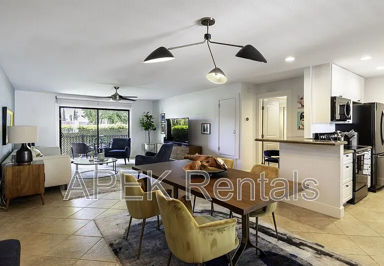 1050 E Ramon Rd — Photo 19