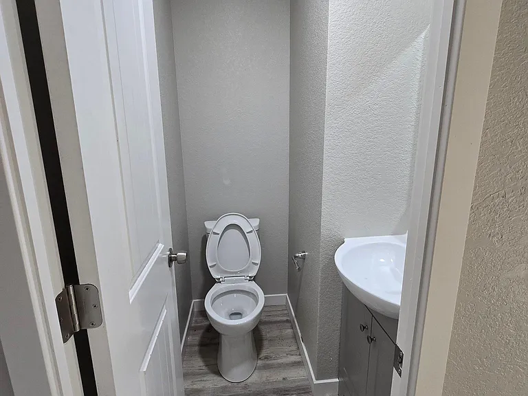 410 Springfield Ave — Photo 8