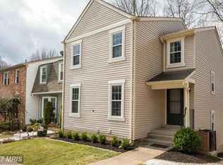 10113 Chestnut Wood Ln, Burke, VA 22015
