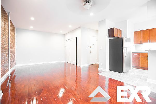 1st image of 196 Sackett St #3B