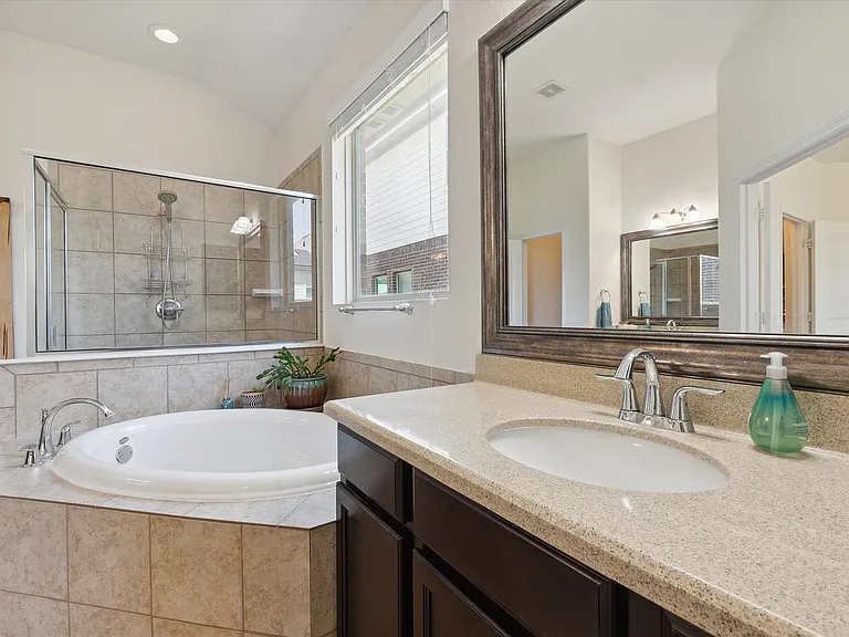 1614 Sun Canyon Blvd — Photo 15