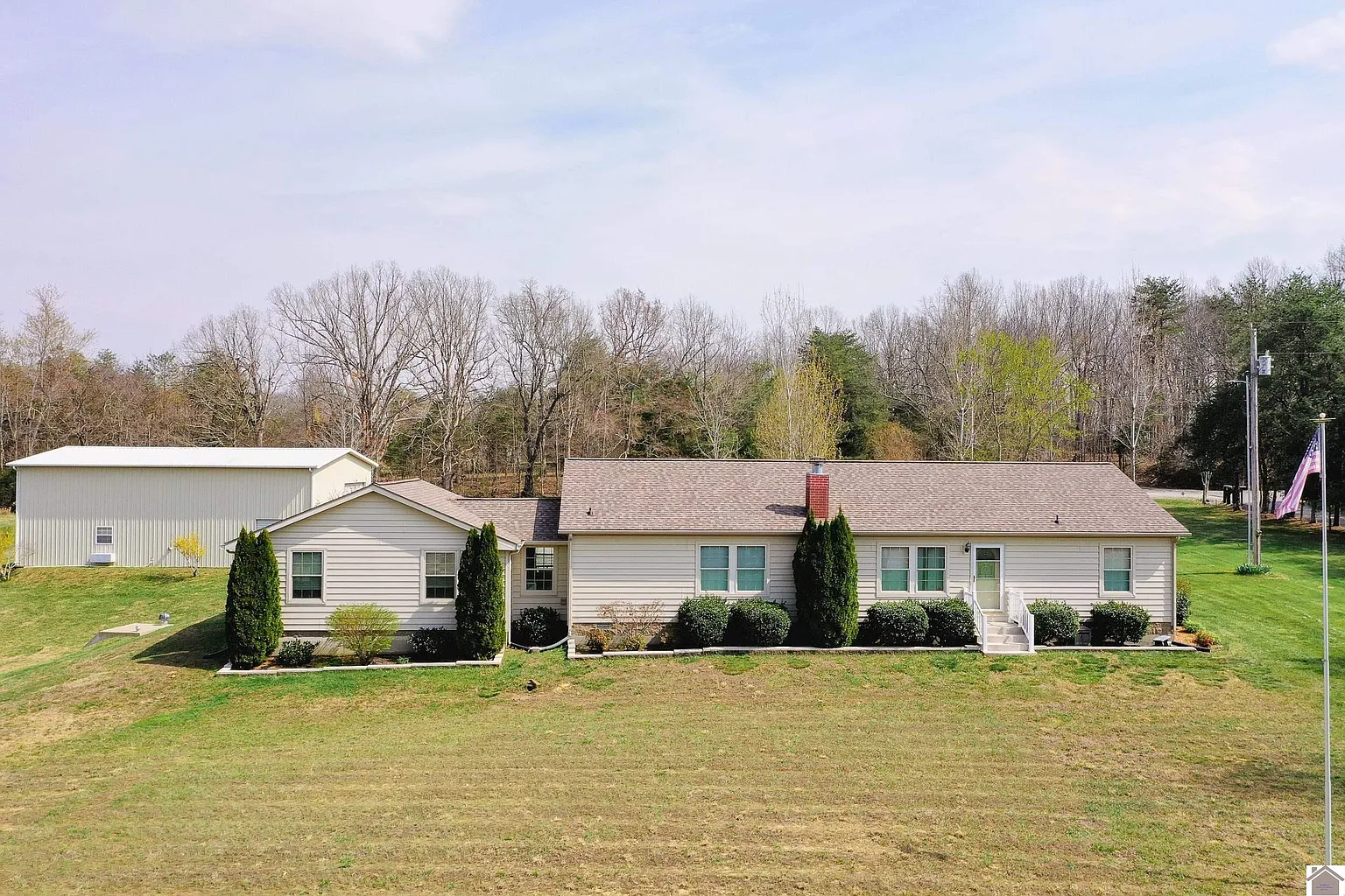 55 H L Holeman Rd photo 1