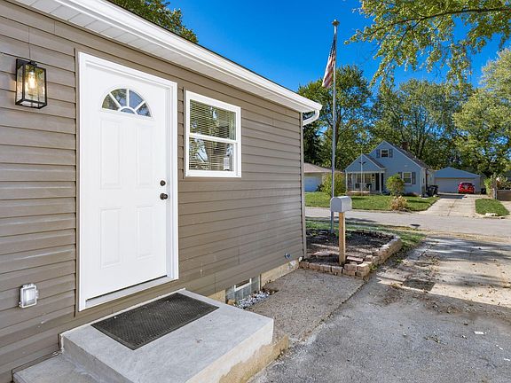 4th image of 3494 Sunny Glen Pl