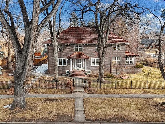 2nd image of 1650 Monaco St Parkway