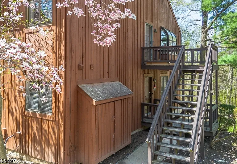 8 Steamboat Dr #2 — Photo 1