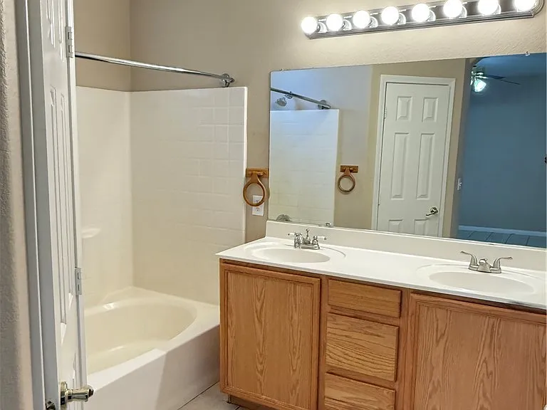 9303 Gilcrease Ave #1132 — Photo 16
