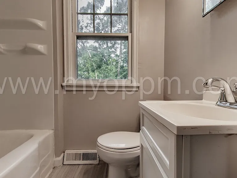 9 Martinview Rd — Photo 11
