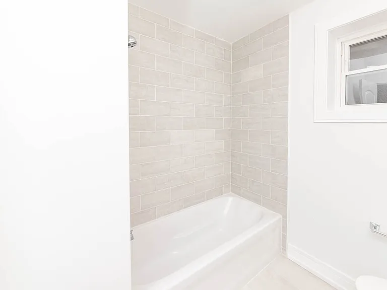 4616 N Monticello Ave #2 — Photo 6