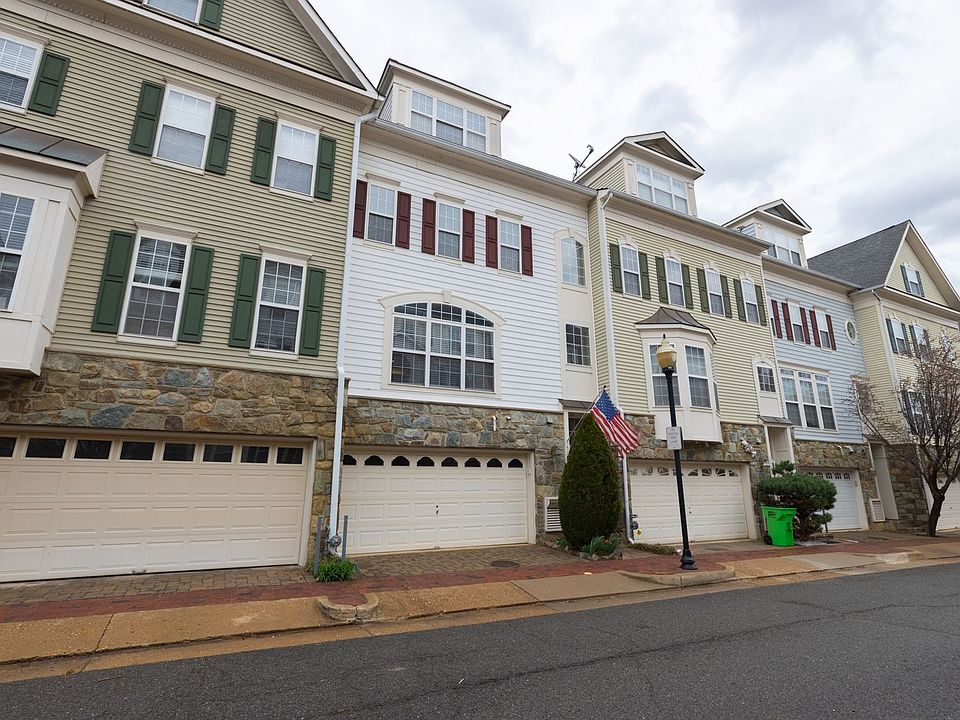 1st image of 5067 Donovan Dr