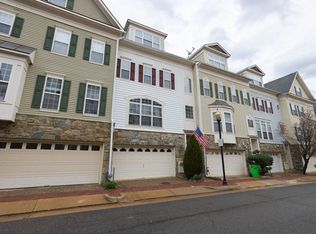 5067 Donovan Dr, Alexandria, VA 22304