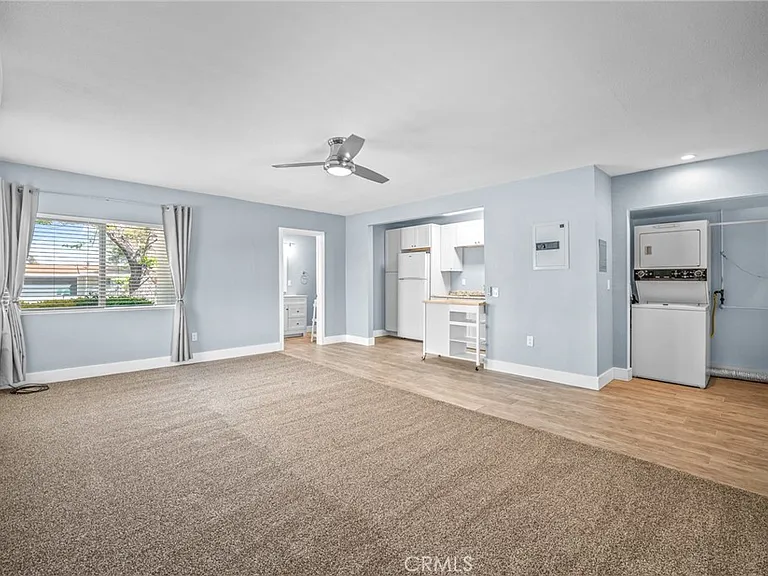 7432 Dumosa Ave #1/2 — Photo 8