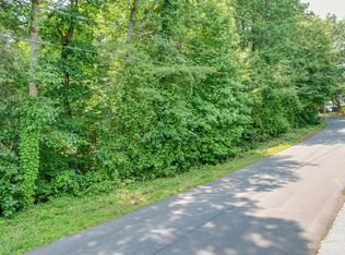 5933 Holiday Shores Ave, Nebo, NC 28761