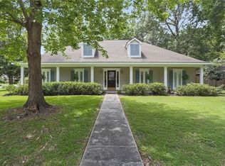 5005 Chateau Loire Blvd, Mandeville, LA 70448
