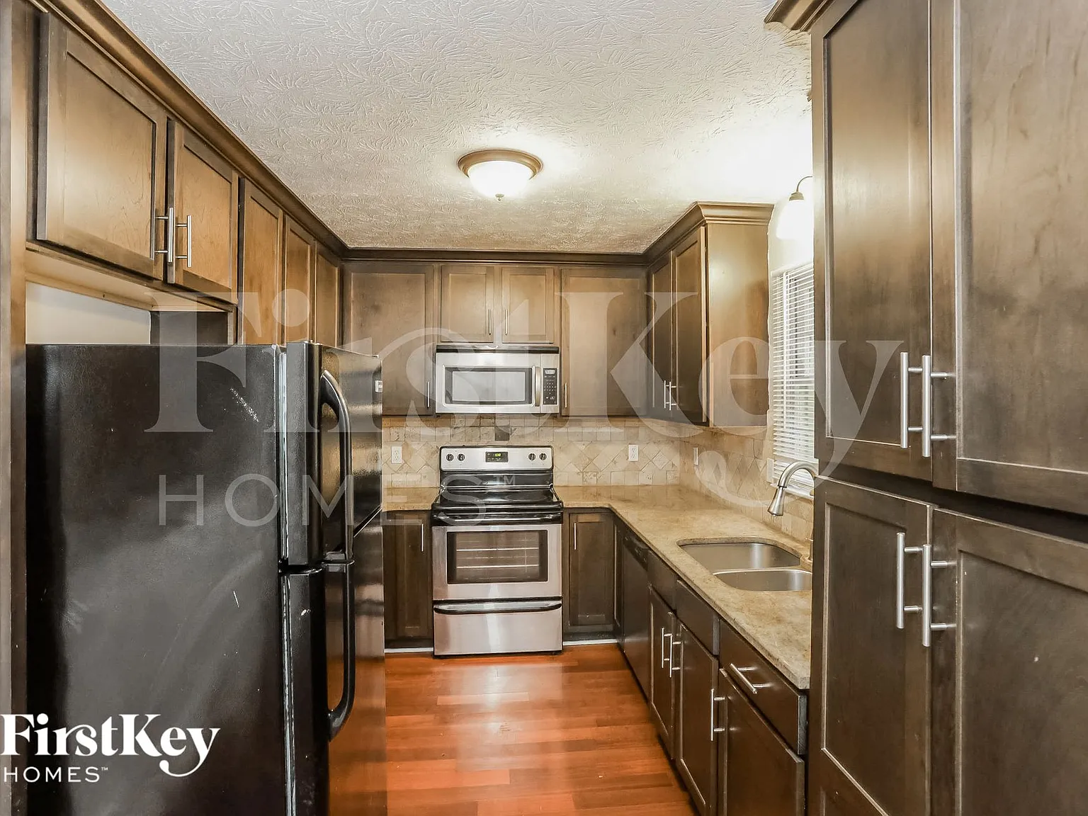 4 bed, 2.0 bath, 1659 sqft, $1,685 — Photo 4