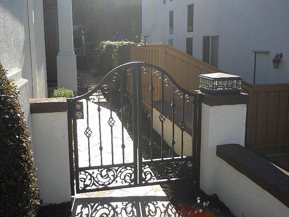 Small entrance gate