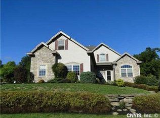 510 Briar Brook Run, Fayetteville, NY 13066