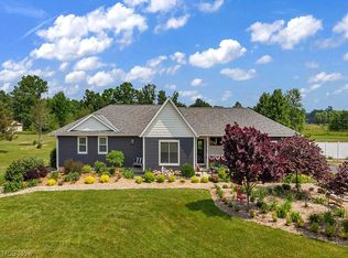 10235 Crow Rd, Litchfield, OH 44253
